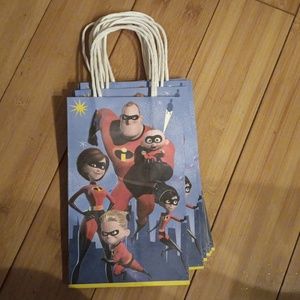 Incredible favor bags